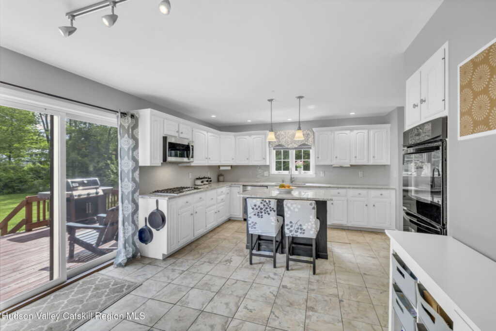 74 Vincent Lane, Stone Ridge, NY 12484 - Photo 19 of 50
