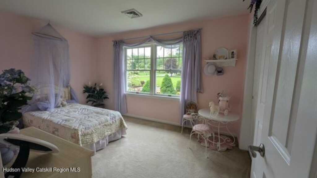 350 Elmendorf Drive, Hurley, NY 12443 - Photo 15 of 17