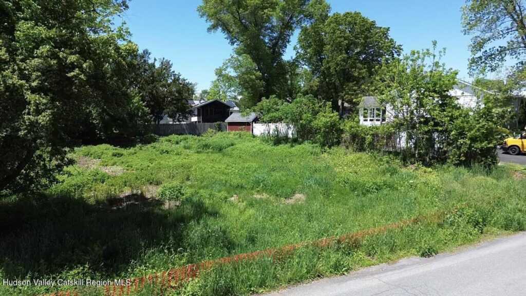 350 Elmendorf Drive, Hurley, NY 12443 - Photo 5 of 17