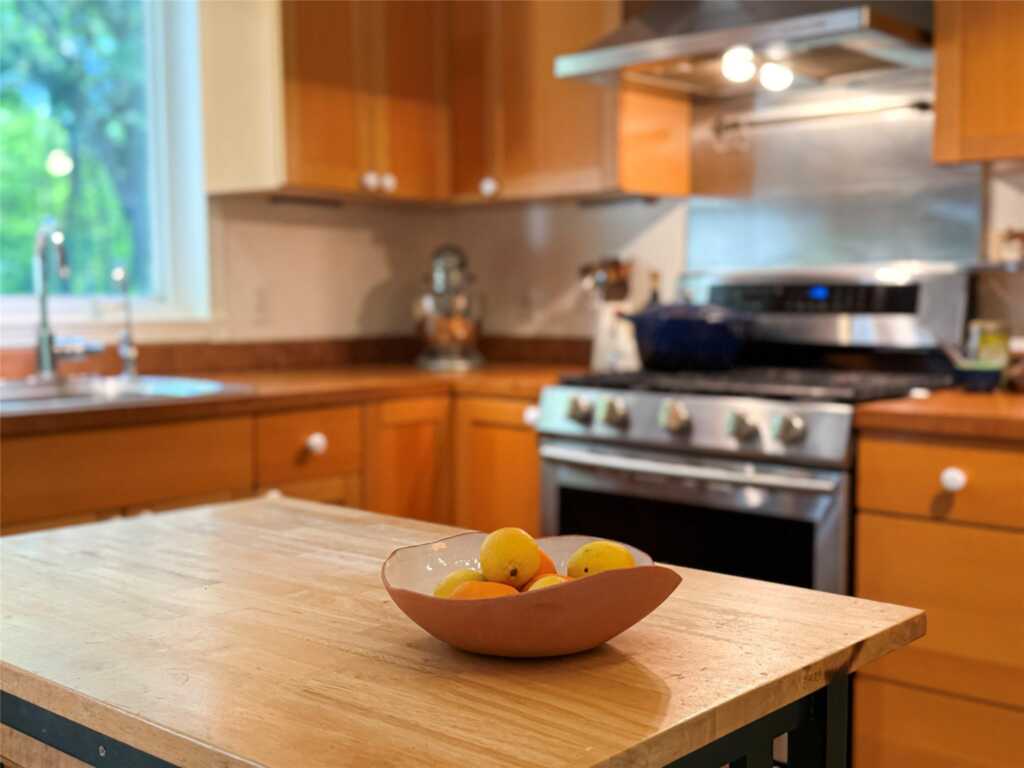 325 Metzger Road, Rhinebeck, NY 12572 - Photo 13 of 44