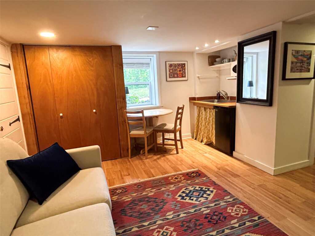 325 Metzger Road, Rhinebeck, NY 12572 - Photo 35 of 44