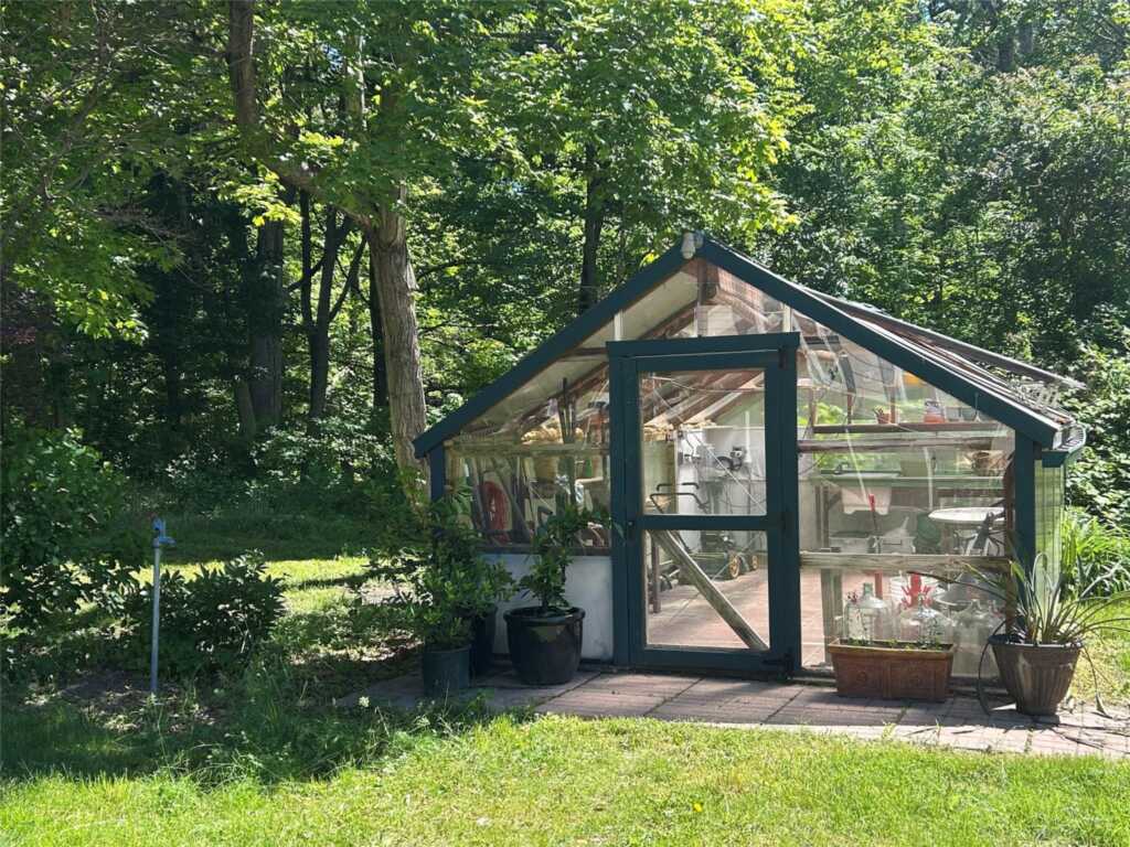 325 Metzger Road, Rhinebeck, NY 12572 - Photo 41 of 44