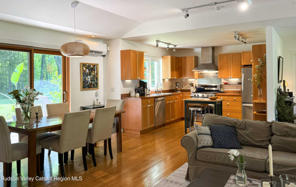 325 Metzger Road, Rhinebeck, NY 12572 - Photo 20 of 43