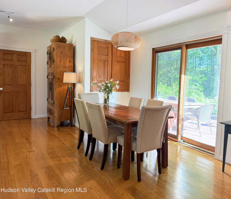 325 Metzger Road, Rhinebeck, NY 12572 - Photo 21 of 43