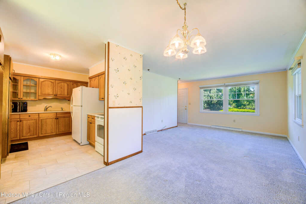 674 Route 308, Rhinebeck, NY 12572 - Photo 10 of 39