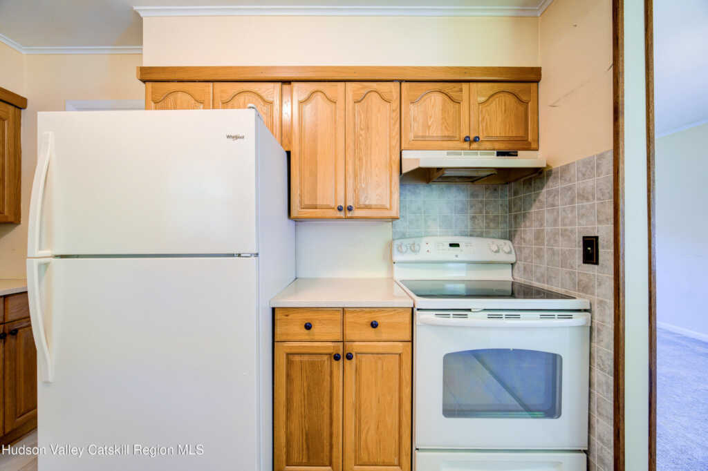 674 Route 308, Rhinebeck, NY 12572 - Photo 15 of 39