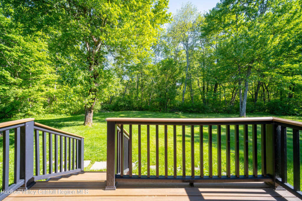 674 Route 308, Rhinebeck, NY 12572 - Photo 31 of 39