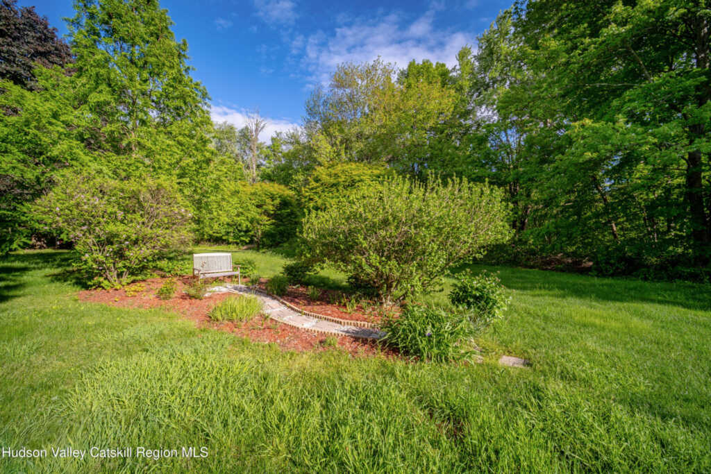 674 Route 308, Rhinebeck, NY 12572 - Photo 33 of 39