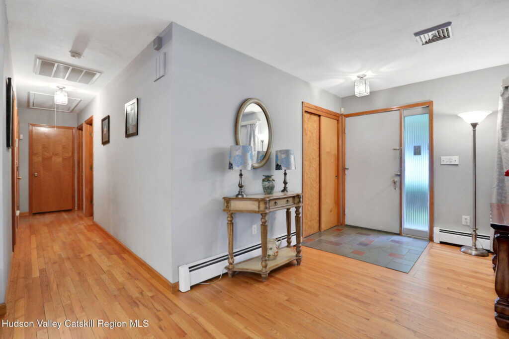 12 Roming Lane, Saugerties, NY 12477 - Photo 14 of 26
