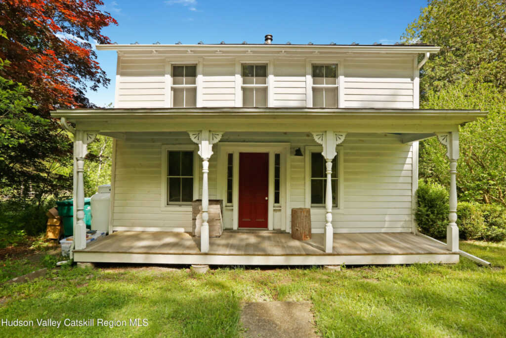 1130 Sawkill Road, Kingston, NY 12401 - Photo 3 of 41