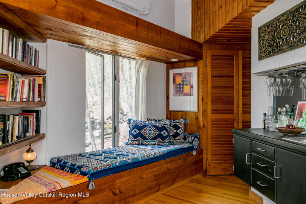 11 Lion's Way, Woodstock, NY 12409 - Photo 5 of 32
