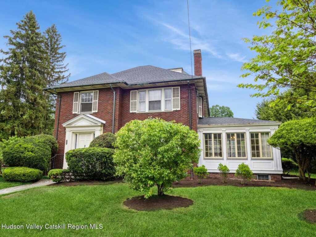 160 Manor Avenue, Kingston, NY 12401