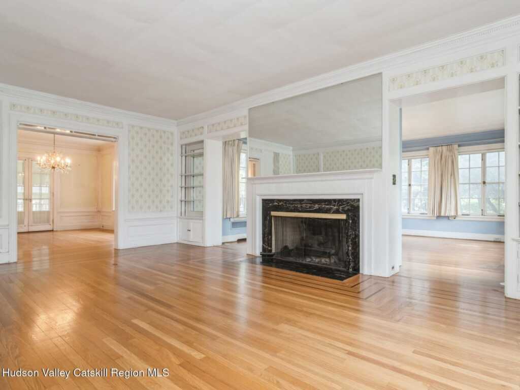 160 Manor Avenue, Kingston, NY 12401 - Photo 10 of 40