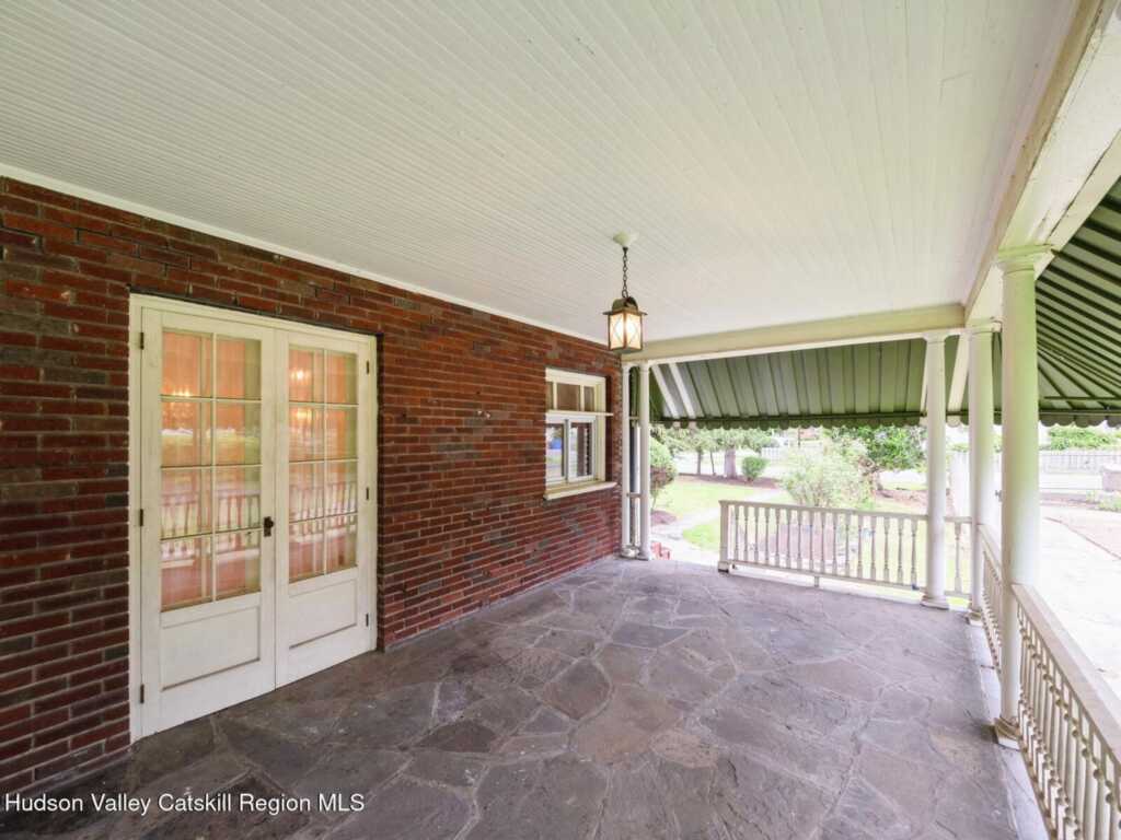 160 Manor Avenue, Kingston, NY 12401 - Photo 12 of 40
