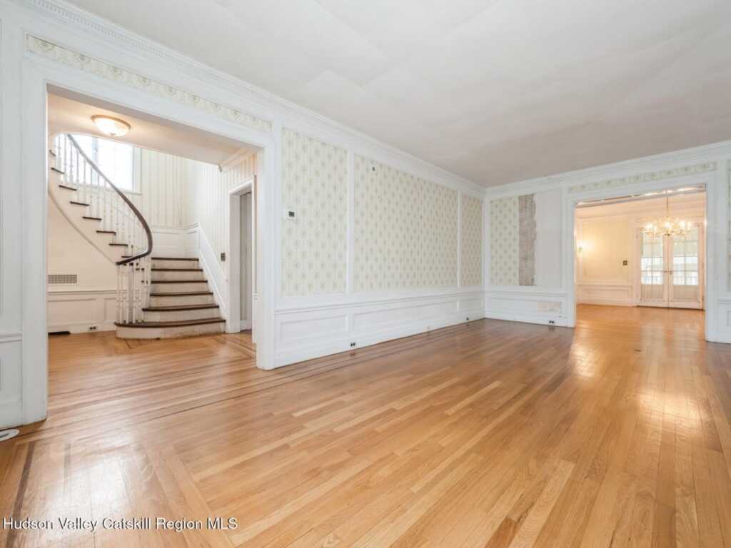160 Manor Avenue, Kingston, NY 12401 - Photo 19 of 40