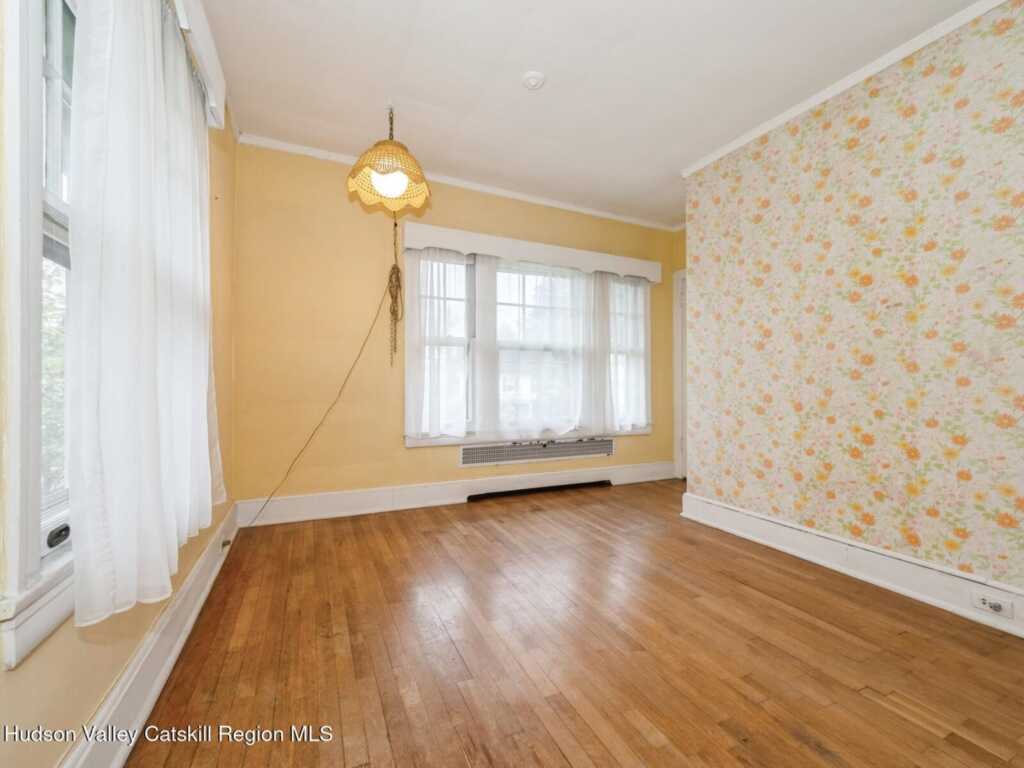 160 Manor Avenue, Kingston, NY 12401 - Photo 26 of 40