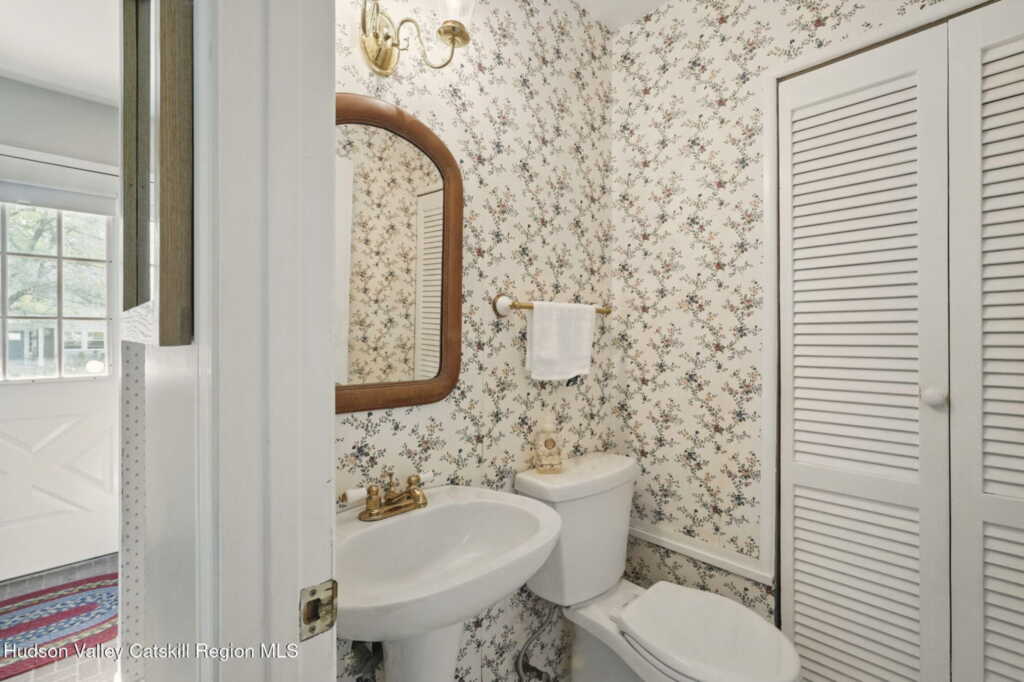 4 Jeffrey Ct. Court, Saugerties, NY 12477 - Photo 28 of 32