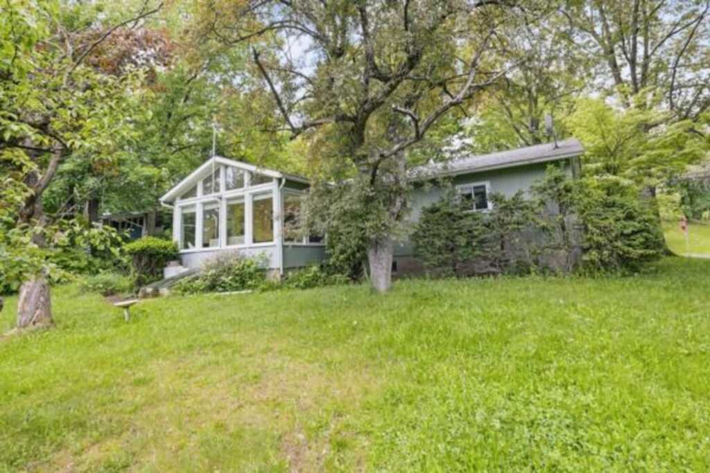 18 Harrington Street, New Paltz, NY 12561 - Photo 3 of 28