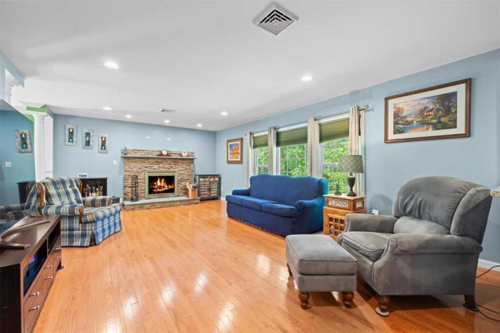 26 Shivertown Road, New Paltz, NY 12561 - Photo 4 of 36