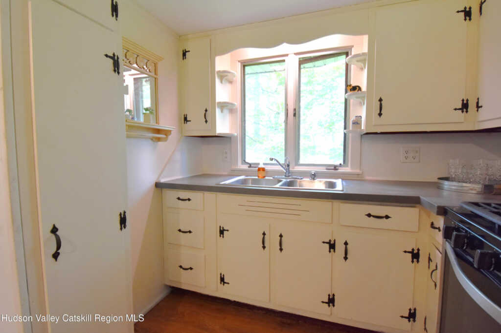 12 Hauns Hill Road, Saugerties, NY 12477 - Photo 15 of 19