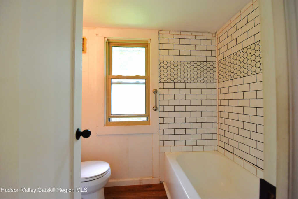 12 Hauns Hill Road, Saugerties, NY 12477 - Photo 8 of 19