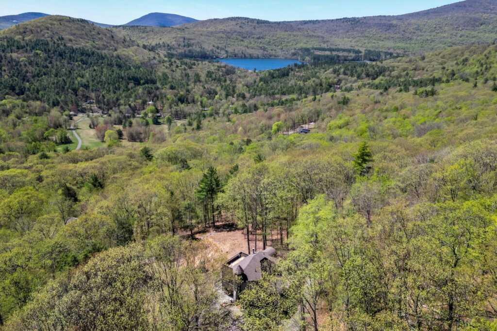 11 Lion's Way, Woodstock, NY 12409 - Photo 33 of 35
