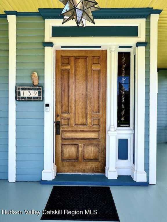 139 Washington Avenue, Kingston, NY 12401 - Photo 4 of 49