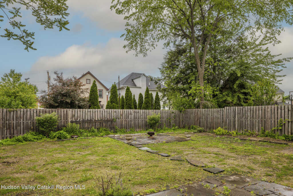 39 Franklin Street, Kingston, NY 12401 - Photo 30 of 31