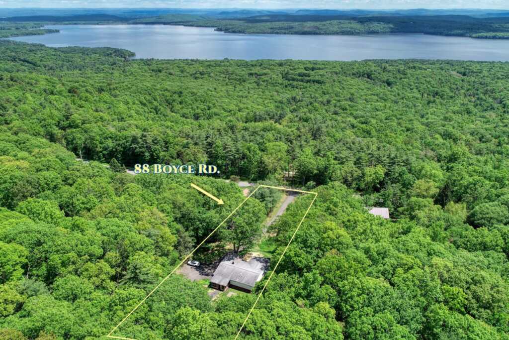 88 Boyce Road, Hurley, NY 12433 - Photo 2 of 25