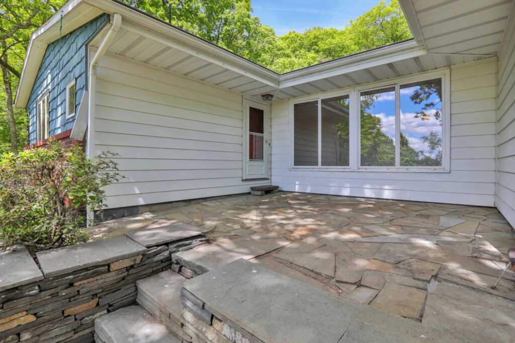 88 Boyce Road, Hurley, NY 12433 - Photo 3 of 25
