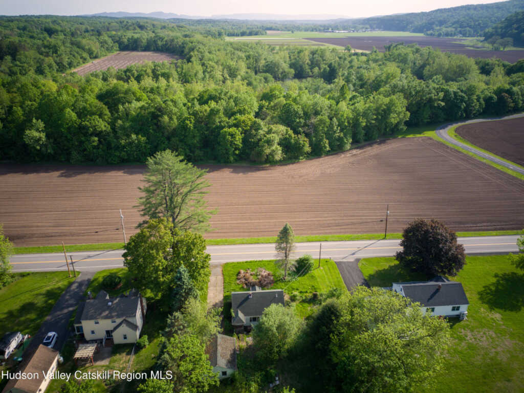 356 Wynkoop Road, Hurley, NY 12443 - Photo 2 of 19