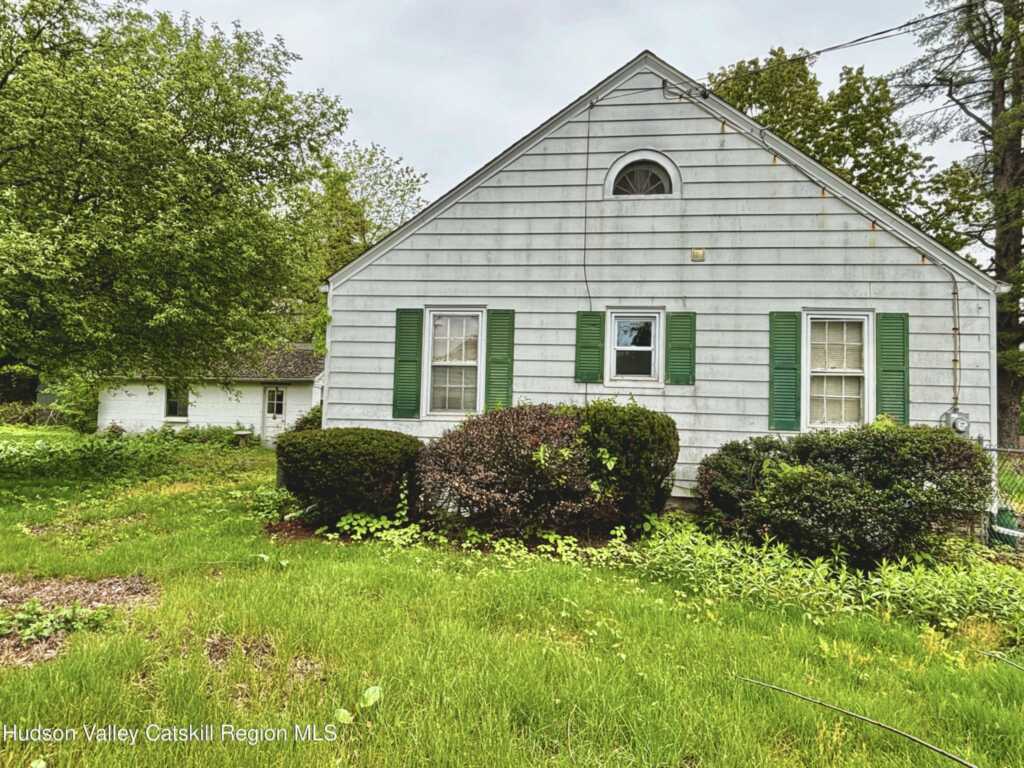 356 Wynkoop Road, Hurley, NY 12443 - Photo 5 of 19
