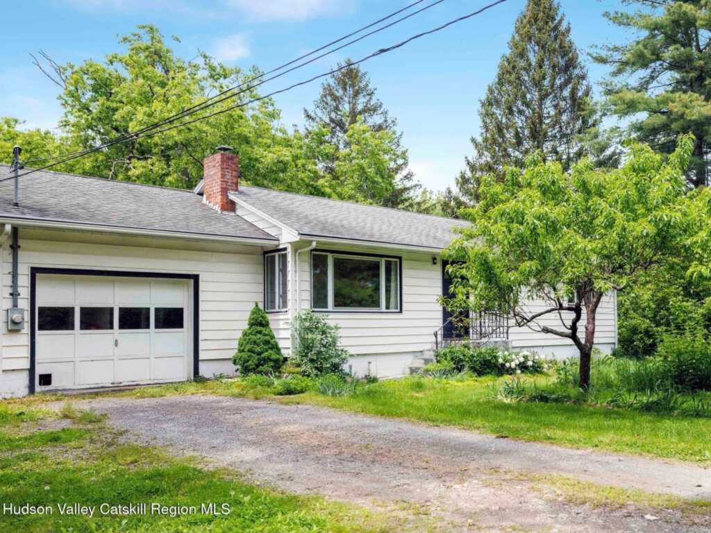 37 Mary's Lane, Stone Ridge, NY 12484 - Photo 2 of 30