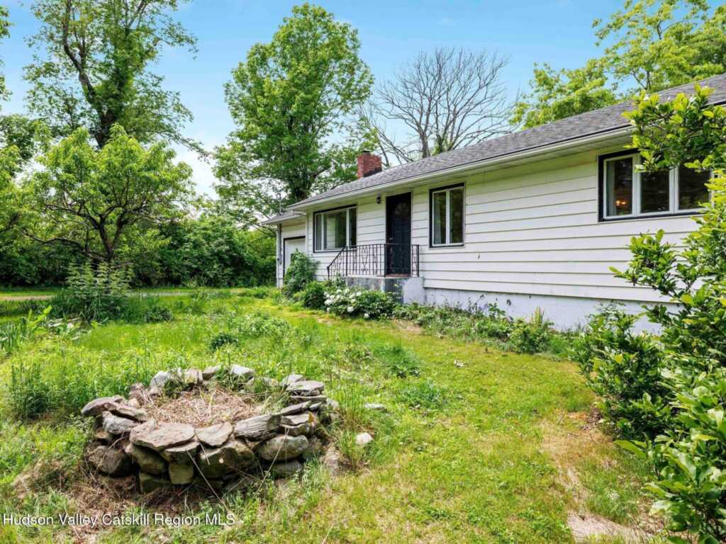 37 Mary's Lane, Stone Ridge, NY 12484 - Photo 3 of 30