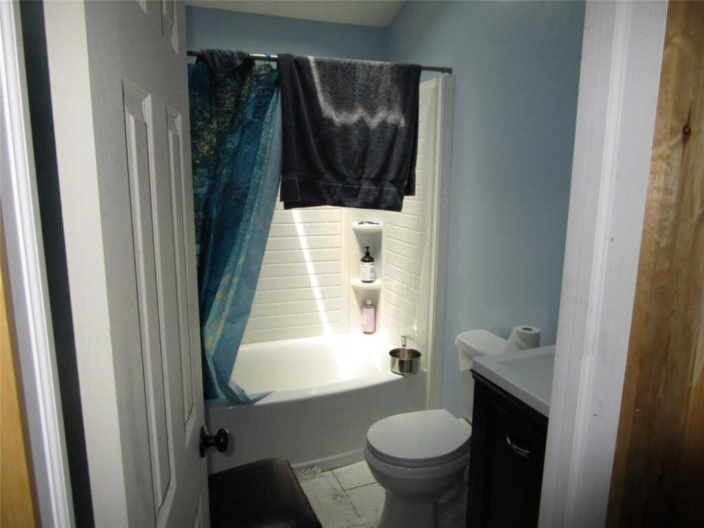 42 Beyersdorfer Street, Kingston, NY 12401 - Photo 7 of 13