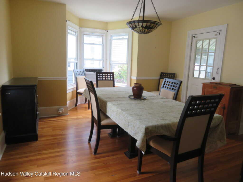 28 Lindsley Avenue, Kingston, NY 12401 - Photo 11 of 50