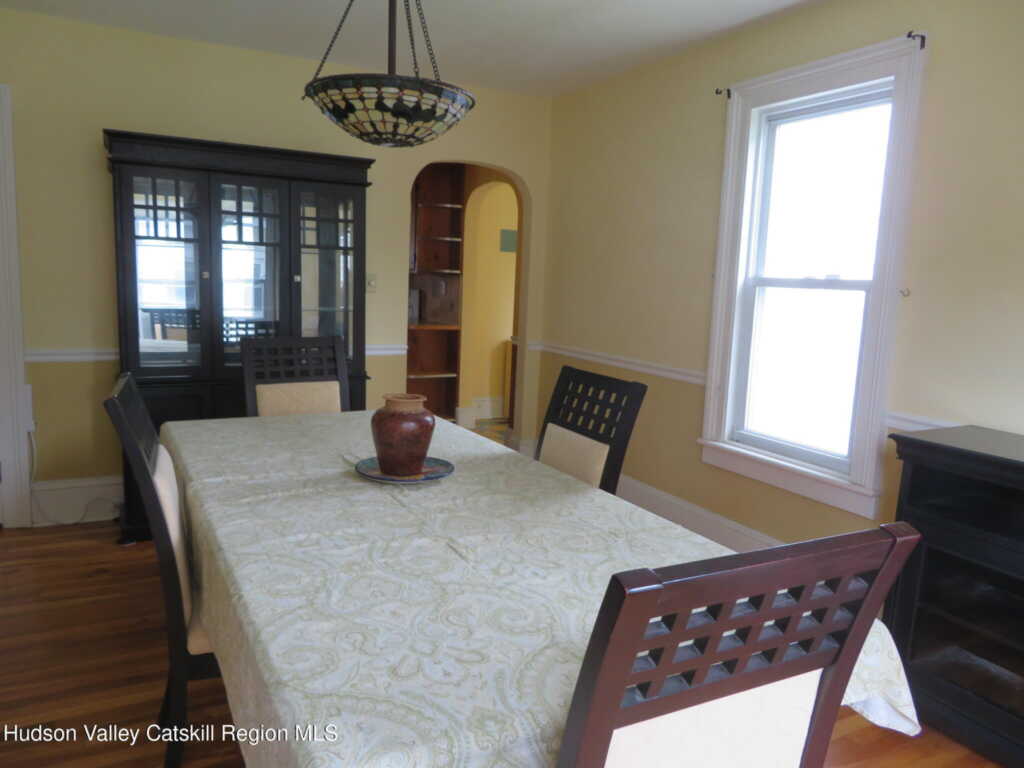 28 Lindsley Avenue, Kingston, NY 12401 - Photo 15 of 50