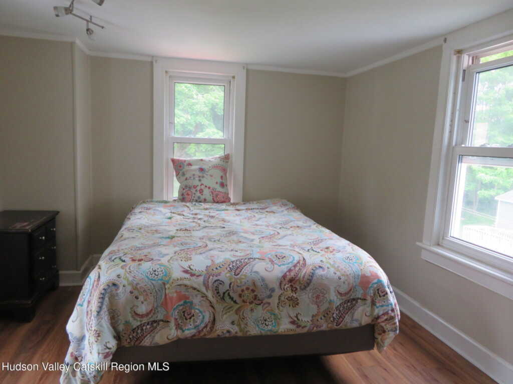 28 Lindsley Avenue, Kingston, NY 12401 - Photo 42 of 50