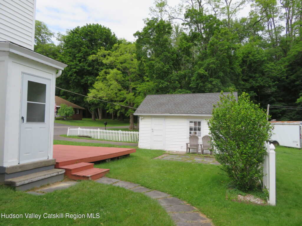 28 Lindsley Avenue, Kingston, NY 12401 - Photo 44 of 50