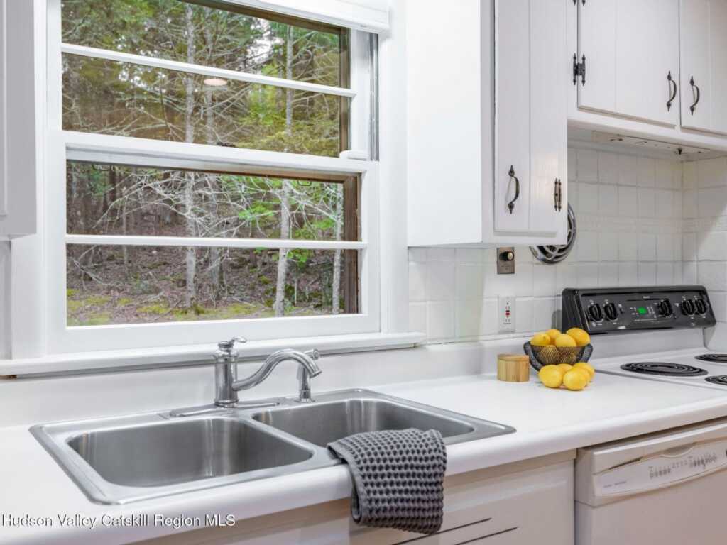 78 Ratterman Road, Woodstock, NY 12498 - Photo 16 of 35