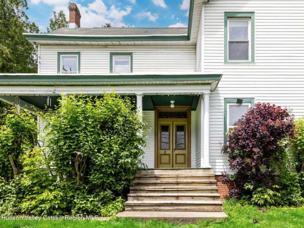 4217 Route 9w, Saugerties, NY 12477