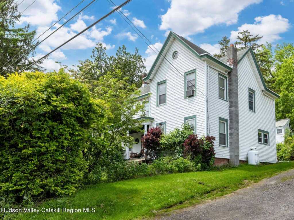 4217 Route 9w, Saugerties, NY 12477 - Photo 7 of 41