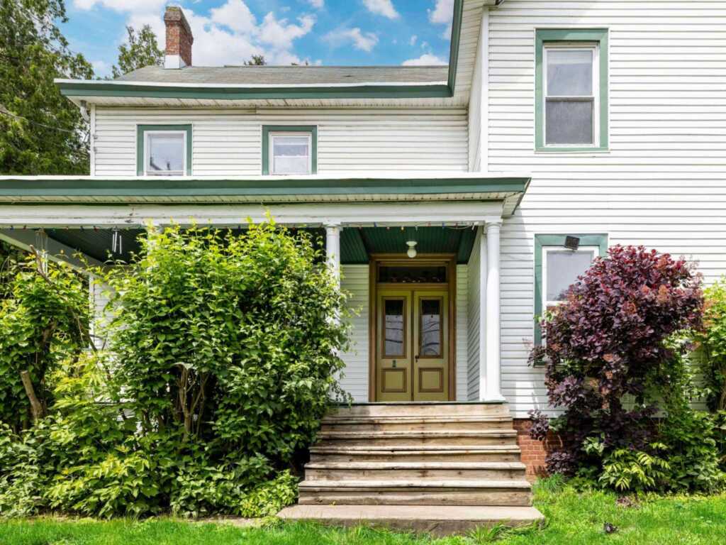 4217 Route 9W, Saugerties, NY 12477