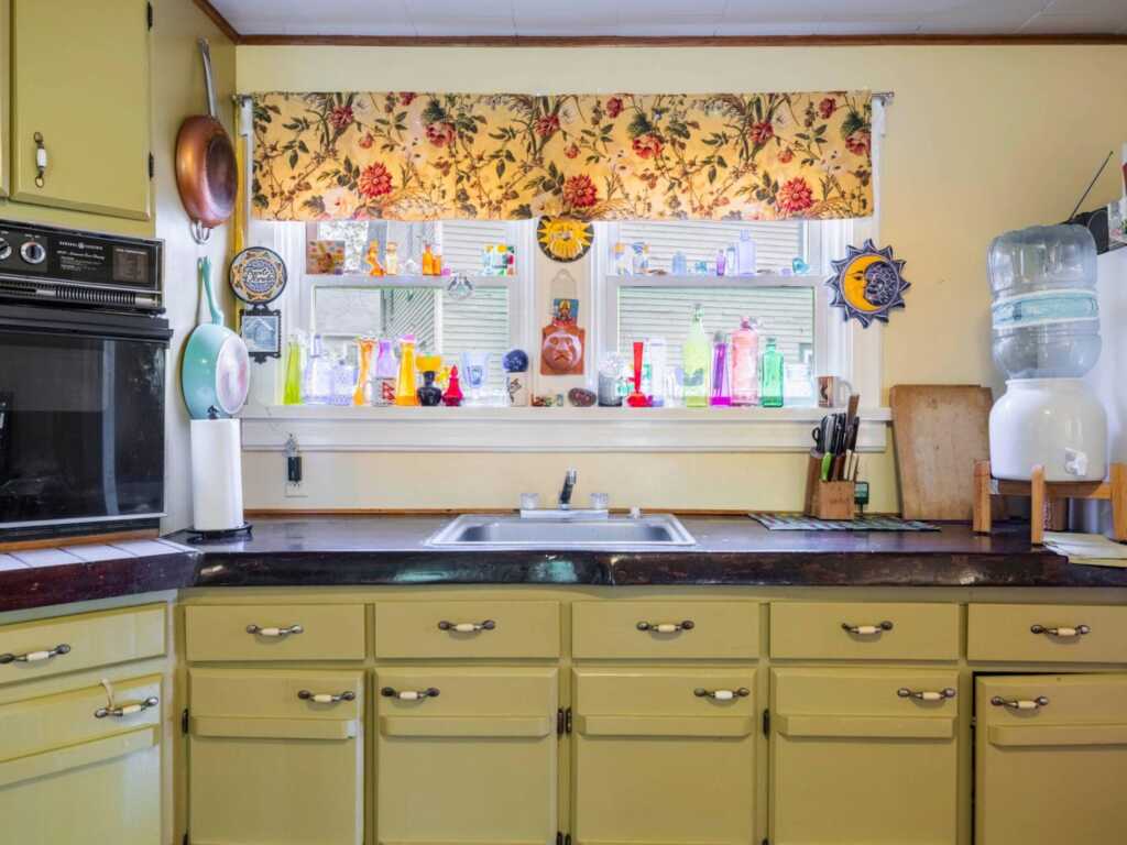 4217 Route 9W, Saugerties, NY 12477 - Photo 14 of 42