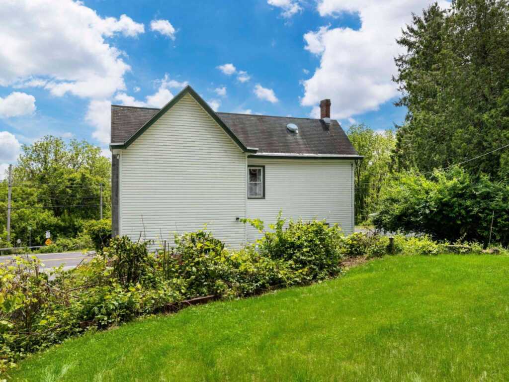 4217 Route 9W, Saugerties, NY 12477 - Photo 38 of 42