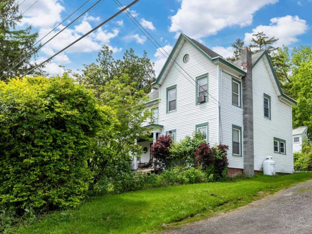 4217 Route 9W, Saugerties, NY 12477 - Photo 7 of 42