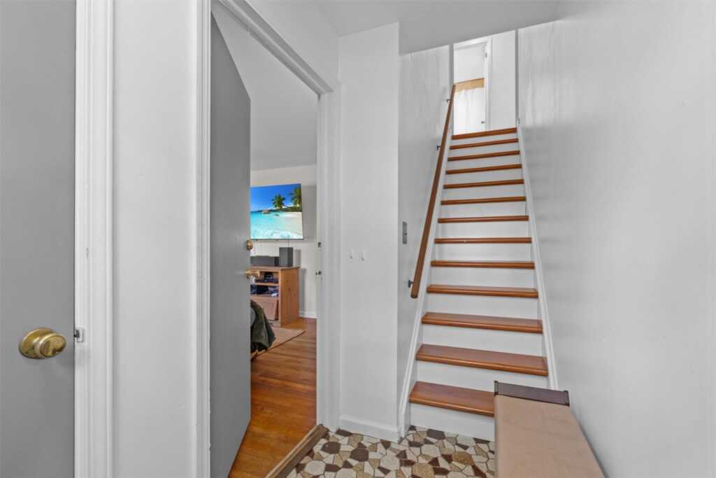 5 Fairview Avenue, New Paltz, NY 12561 - Photo 9 of 43