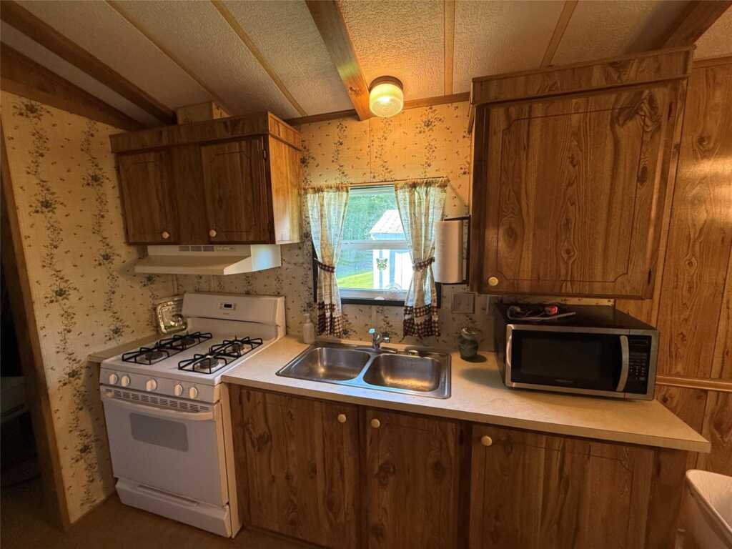 1 Orchid, New Paltz, NY 12561 - Photo 7 of 24