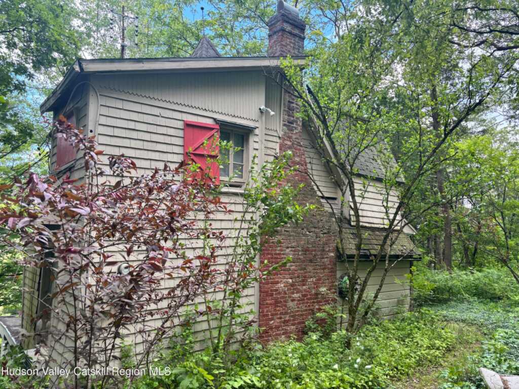 390 Churchland Rd. Road, Saugerties, NY 12477