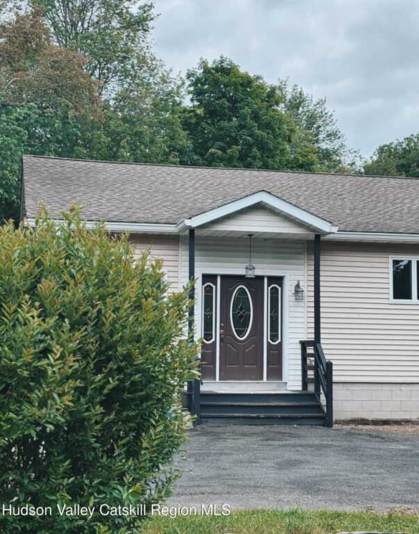 124 Blue Mountain Road, Saugerties, NY 12477